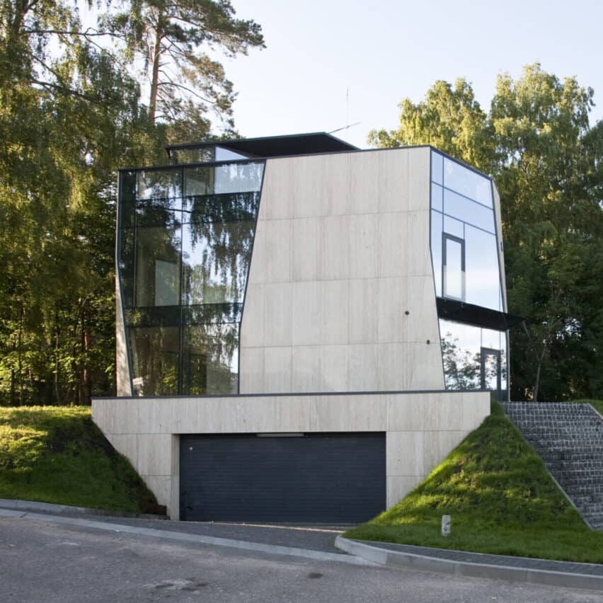 GYVENAMASIS NAMAS ŠLAITO G.