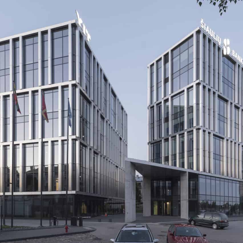 VERSLO CENTRAS „SQVERAS” KARALIAUS MINDAUGO PR.