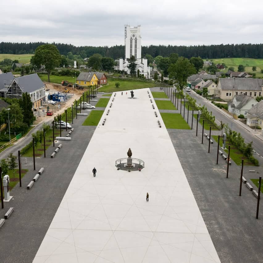 ŠILUVOS MIESTELIO M.JURGAIČIO AIKŠTĖ