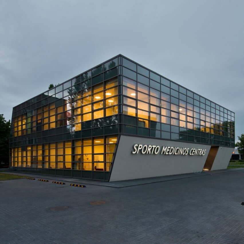 SPORTO MEDICINOS CENTRAS ŠILUTĖS PL.