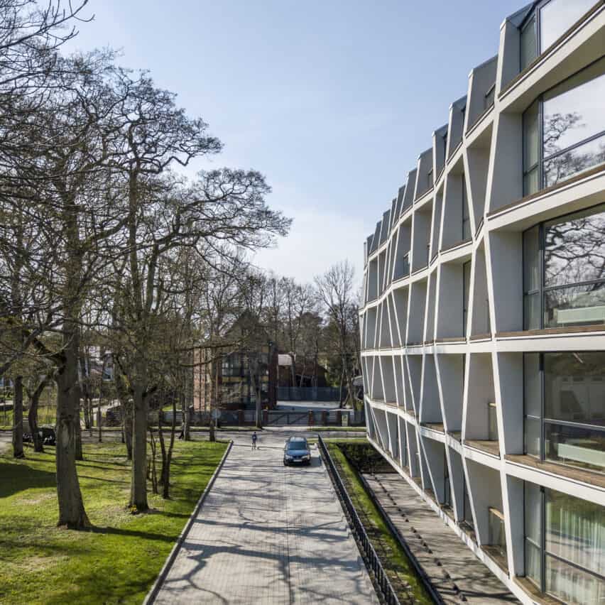 POILSIO PASKIRTIES PASTATAS „PAJŪRIO ALKA“ J.SIMPSONO G.