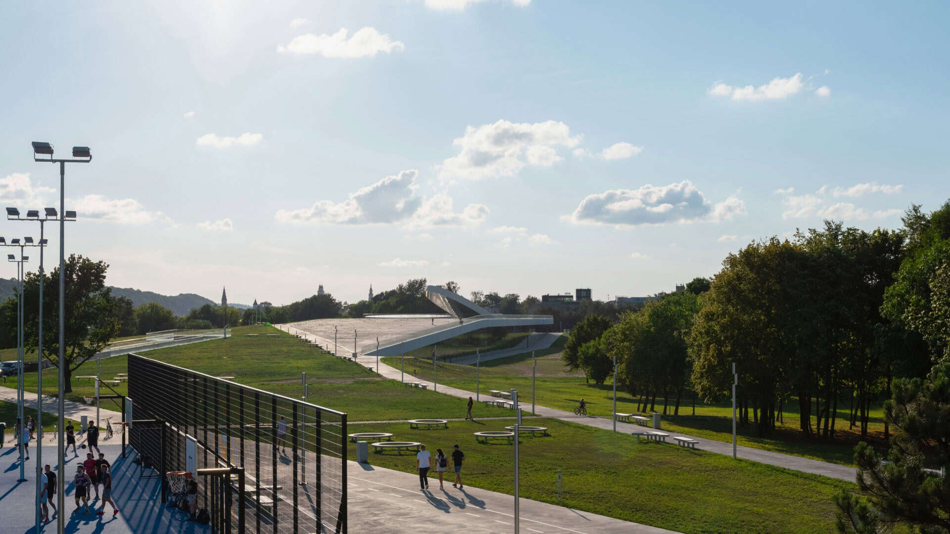 MOKSLO IR INOVACIJŲ CENTRAS „MOKSLO SALA”